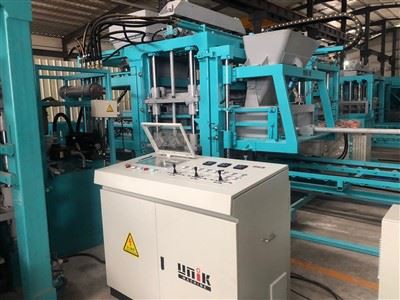 آلة تصنيع البلوك الخرساني المجوف الهند